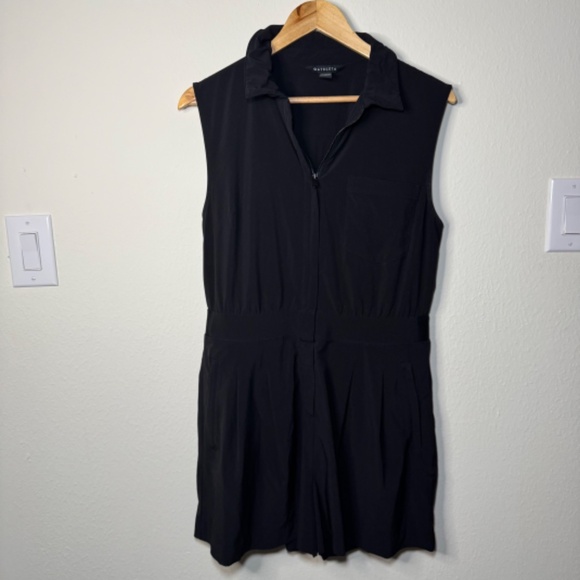 Athleta Brooklyn Romper Women's Size 12 Black Athleisure Stretch Activewear - Picture 2 of 7